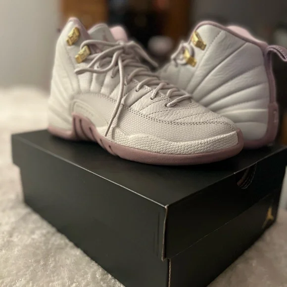 Jordan | Shoes | Grade School Boys 55 Womens 75 Retro Jordan  display picture 1